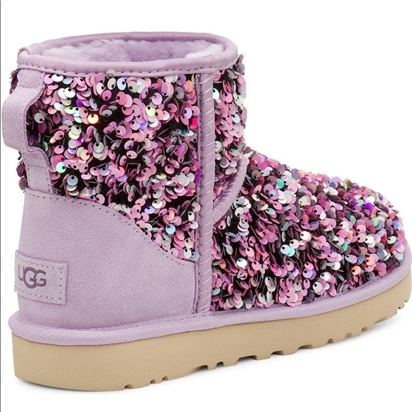 🆕UGG MINI SEQUIN BOOTS - Picture 3 of 10